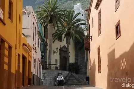 بيت شباب Trevejo *